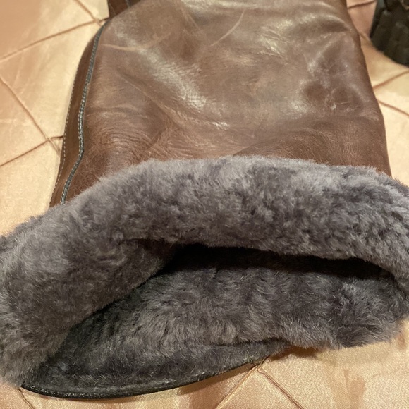 Brunello Cucinelli fabulous distressed leather, fur lining heels ,37 - Picture 8 of 11